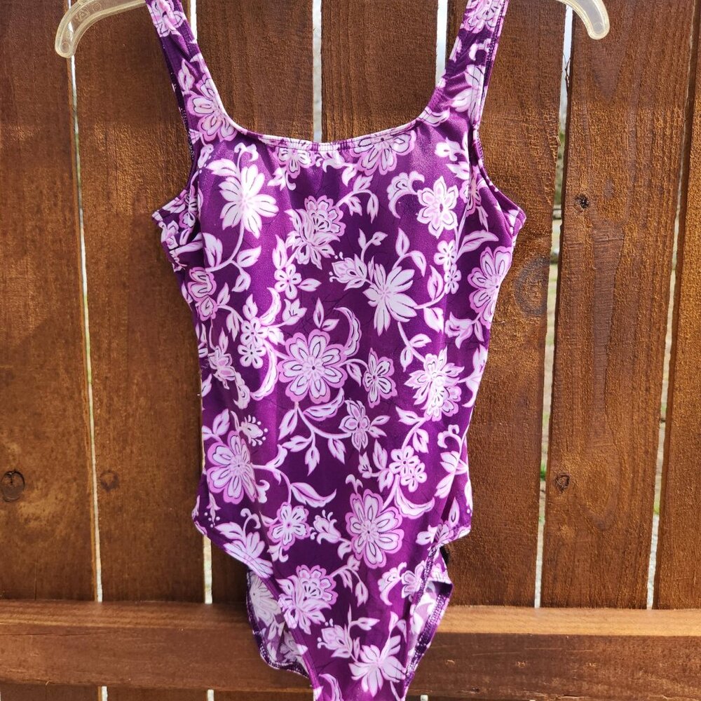 L.L. Bean Size 8 Women's Purple Floral 1pc Bathing Suit Beach Pool Swimwear Swim